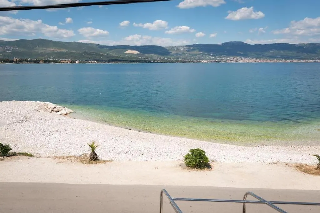Apartment In Arbanija With Sea View, Balcony, Air Conditioning, Wifi 5138-1 Trogir 0*,
