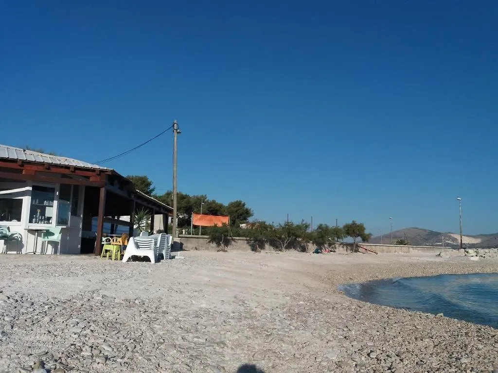 Apartment In Arbanija With Sea View, Balcony, Air Conditioning, Wifi 5138-1 Trogir